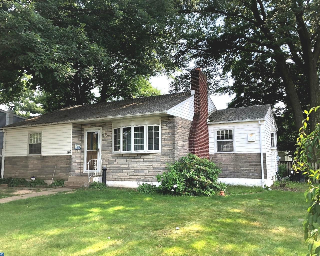549 Evergreen Avenue - Photo 1