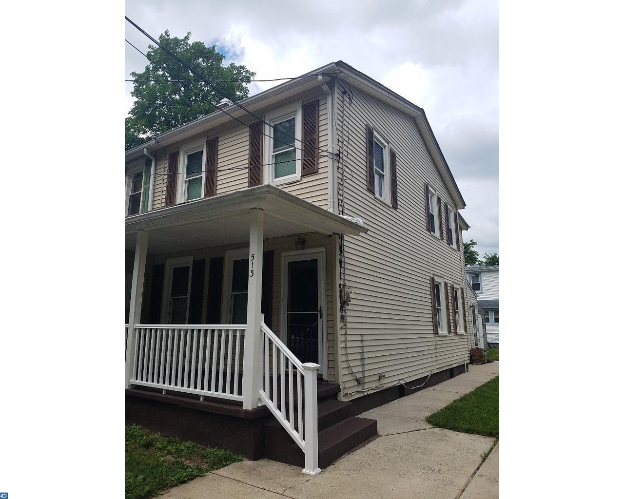 513 Locust Street - Photo 1