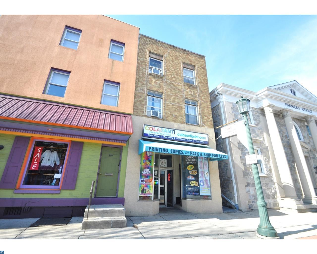 305 Main Street - Photo 1