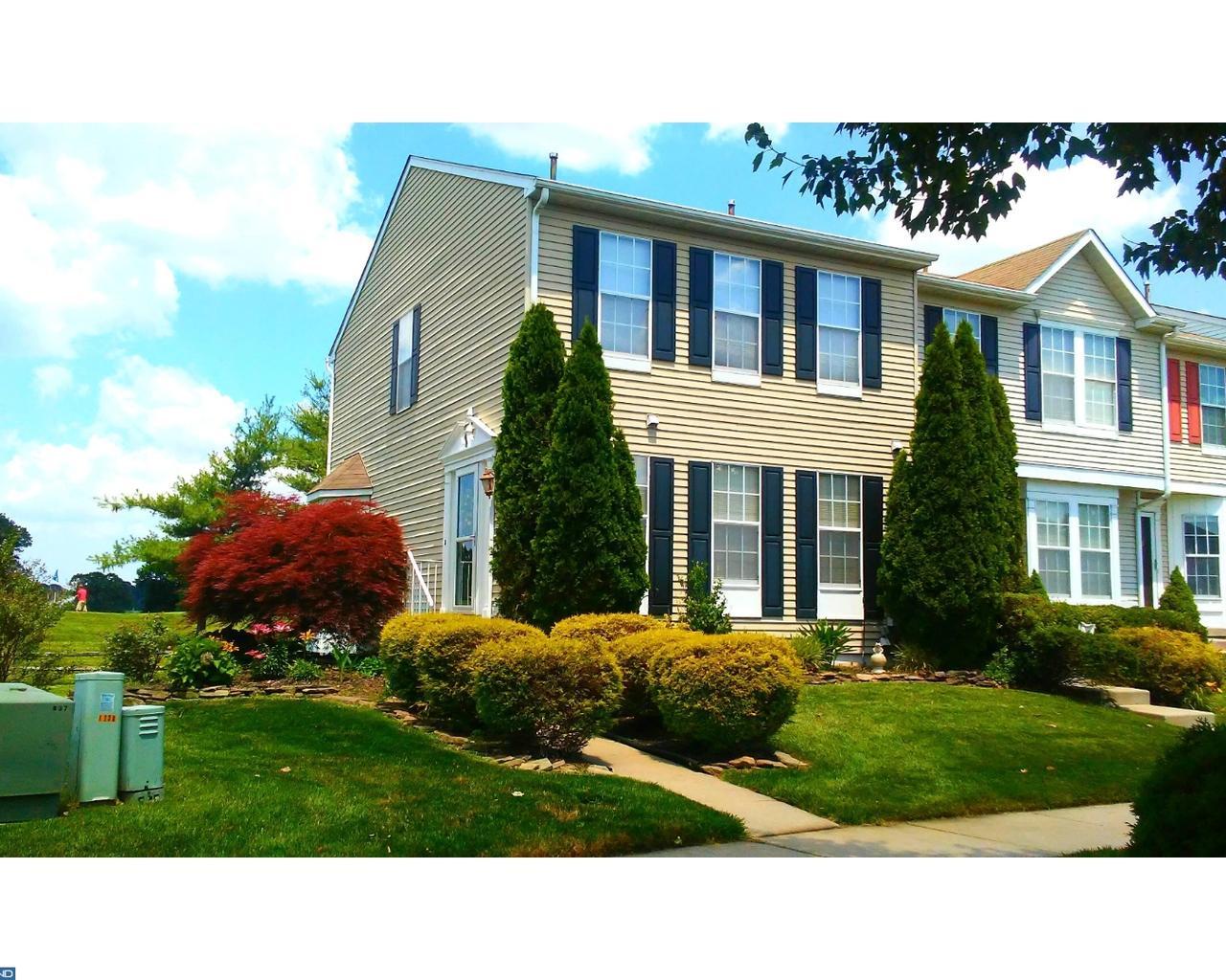48 Pebble Lane - Photo 1