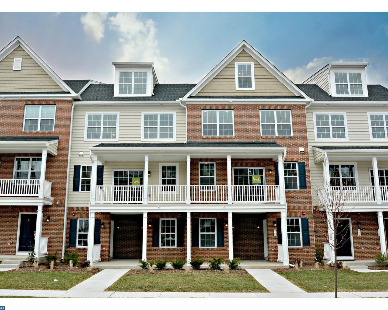 784 2ND Street - Photo 1