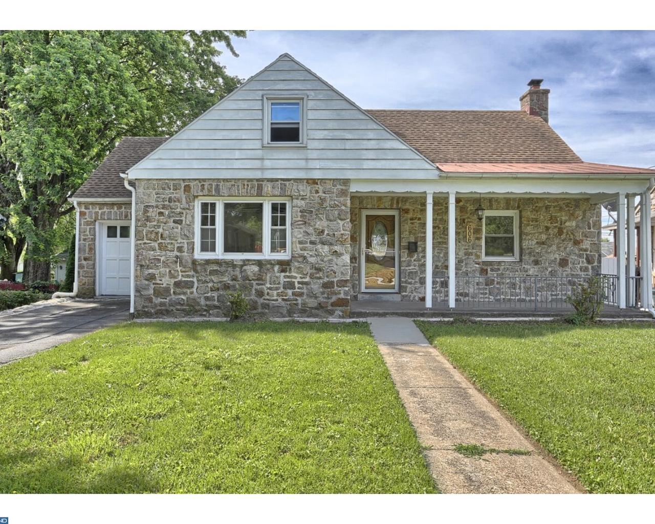 606 Bellevue Avenue - Photo 1