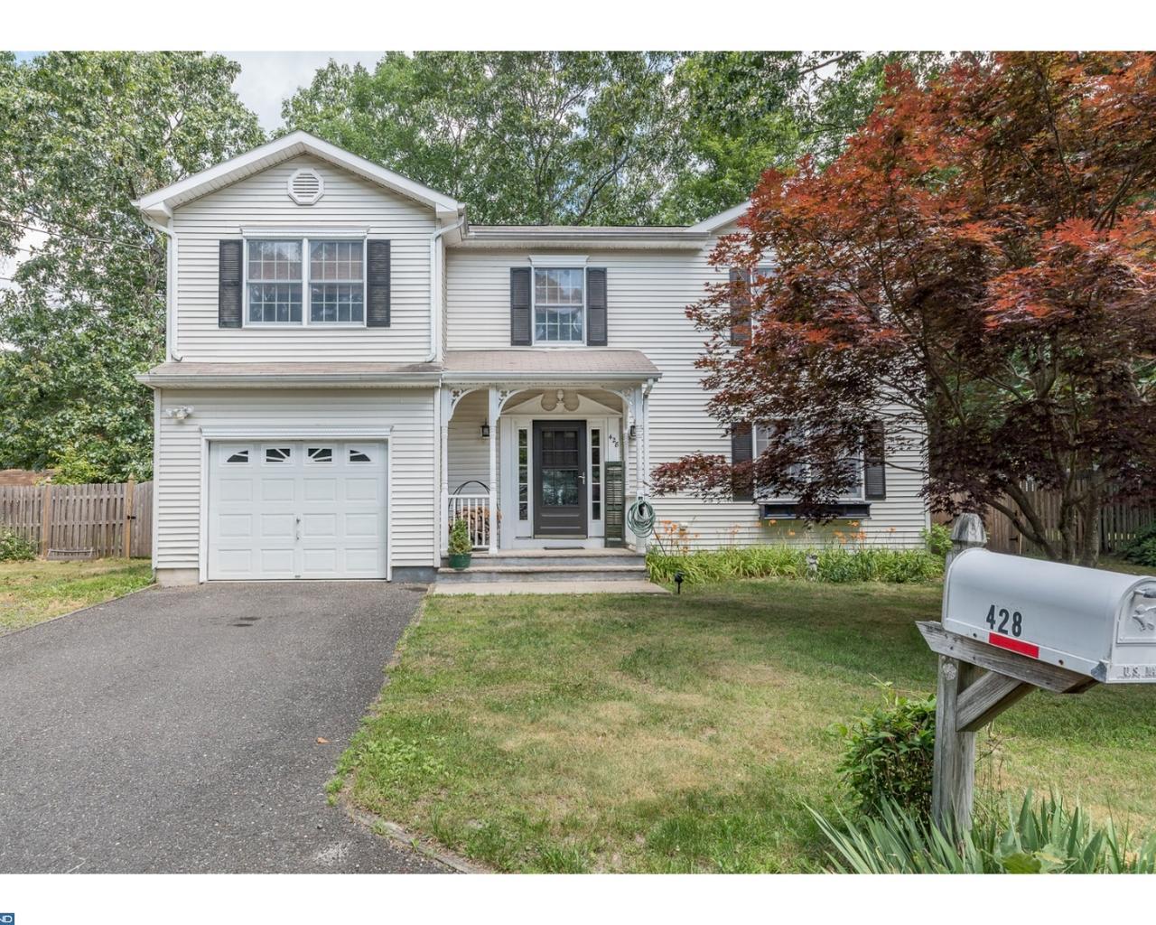 428 Pardee Boulevard - Photo 1