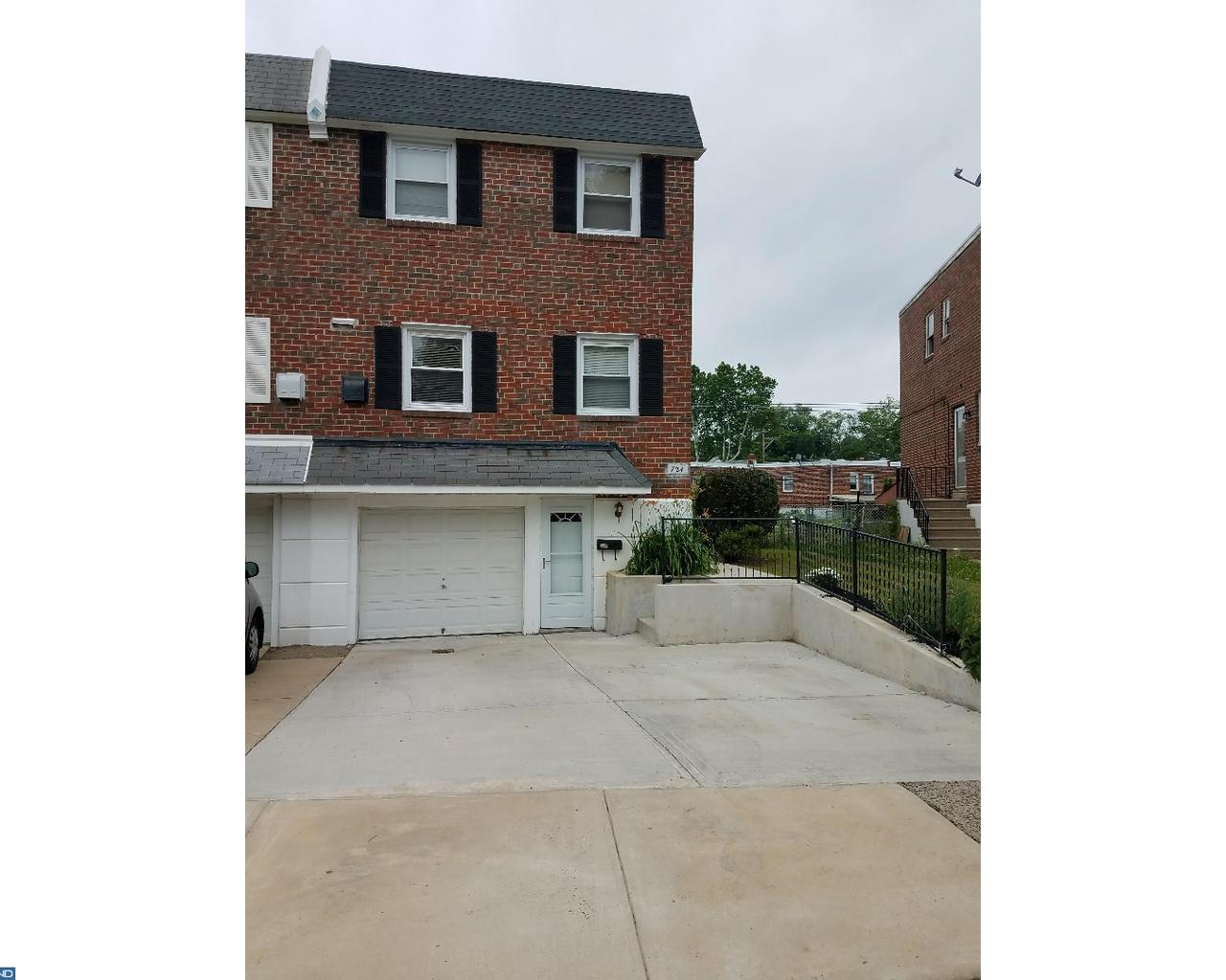 724 Kentwood Street - Photo 1
