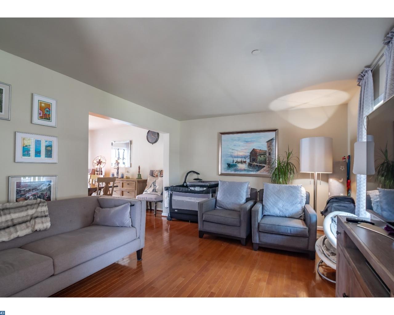 1036 Jackson Avenue - Photo 1