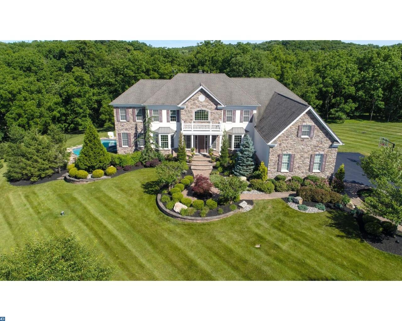 4 Holme Court - Photo 1