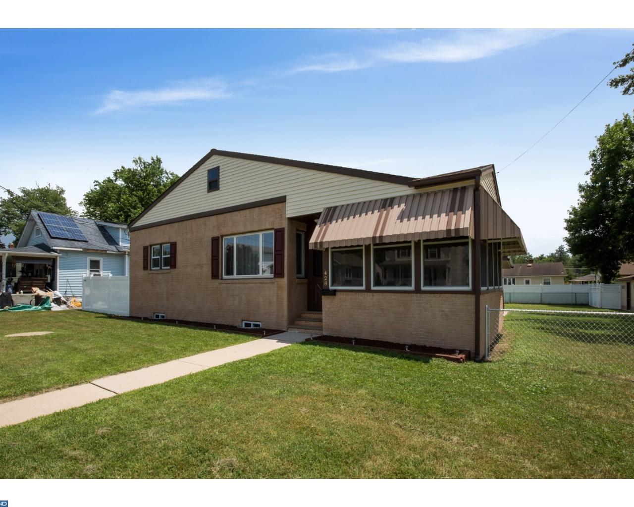 428 Chester Avenue - Photo 1