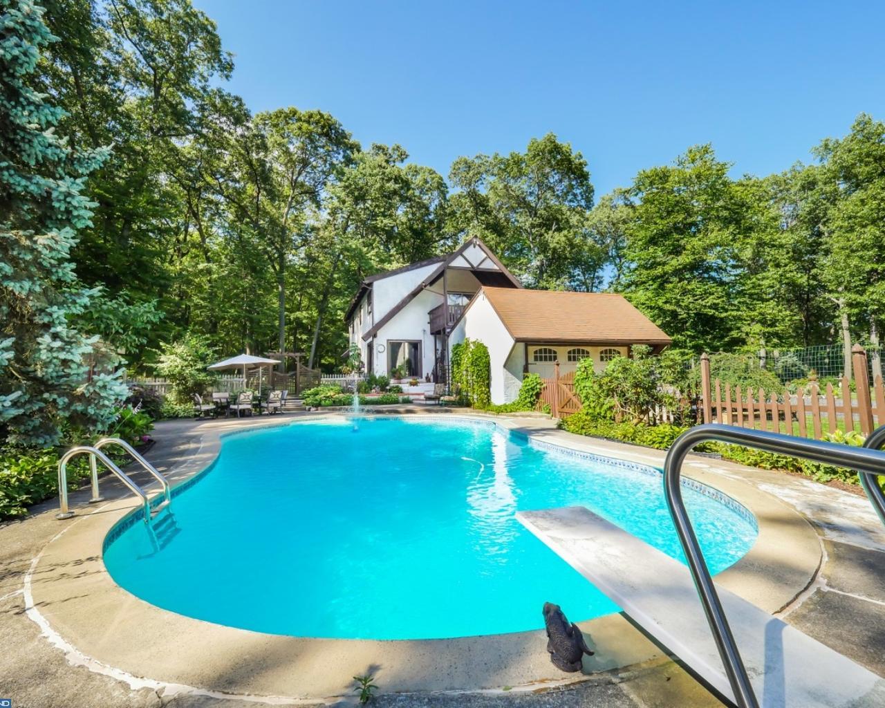 2300 Chestnut Road - Photo 1