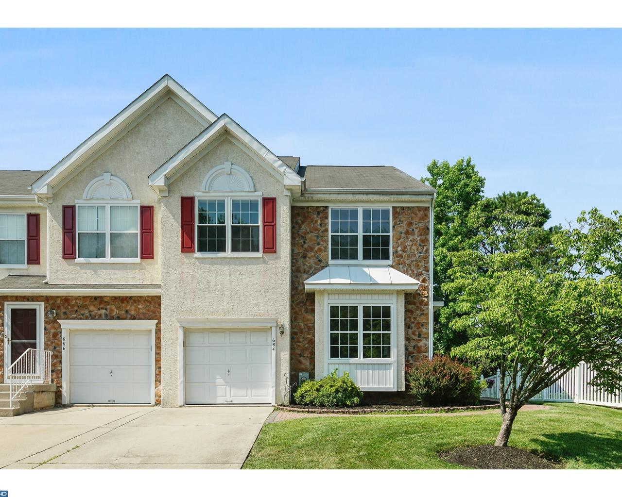 684 Barton Run Boulevard - Photo 1