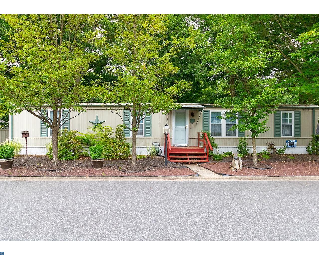 11 Elmwood Court - Photo 1