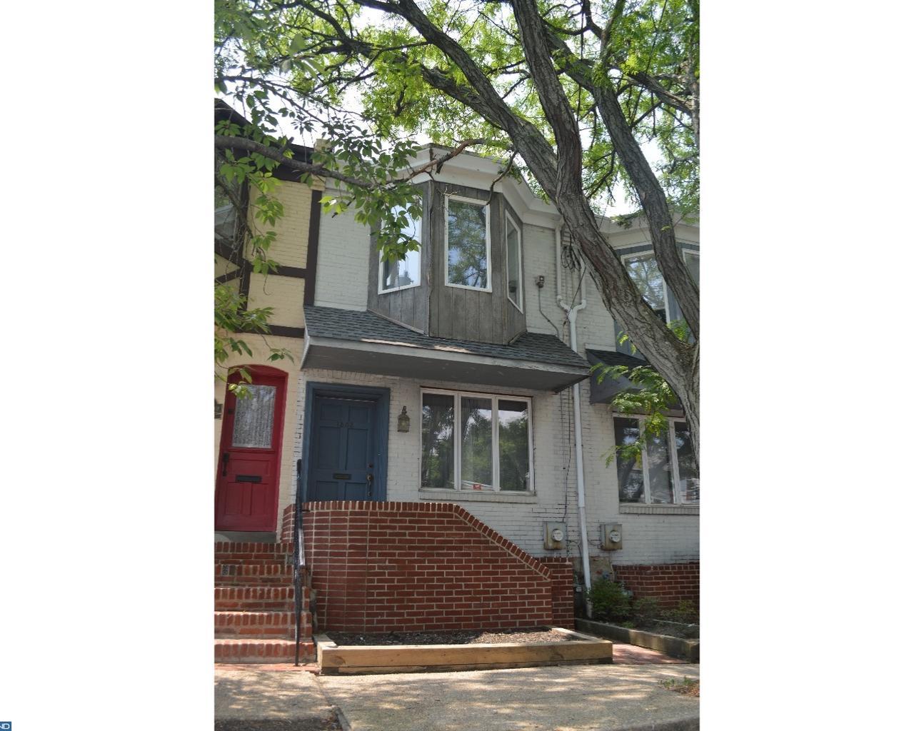 1303 Scott Street - Photo 1