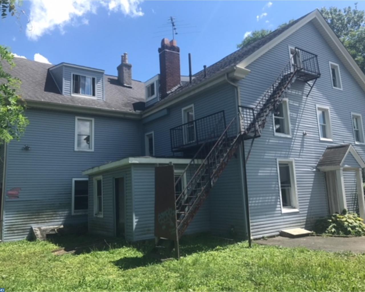 121 Bartlett Avenue - Photo 1