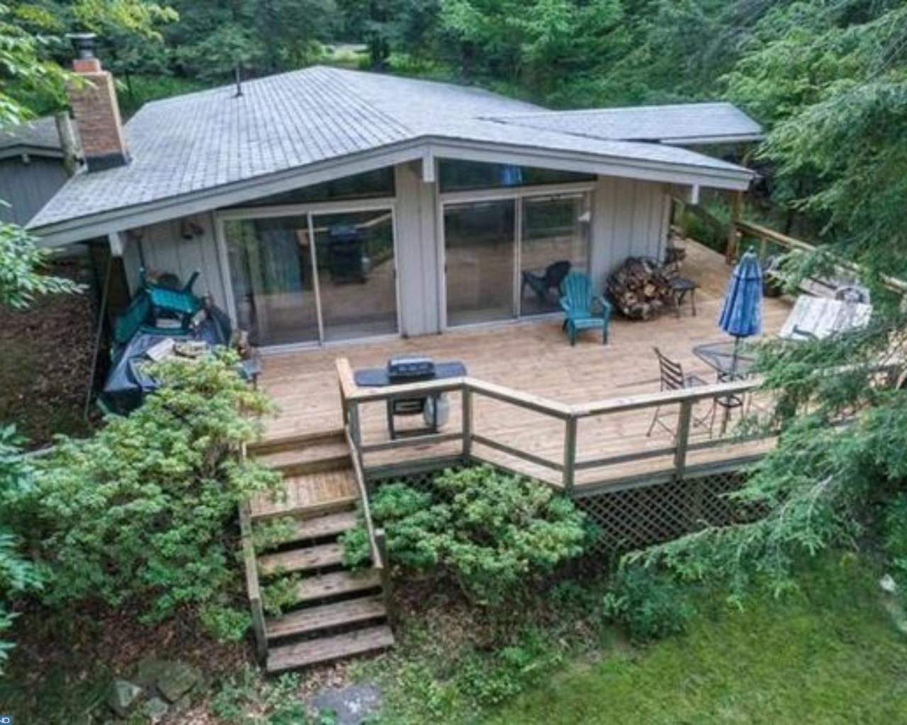 1229 Lake View Drive - Photo 1