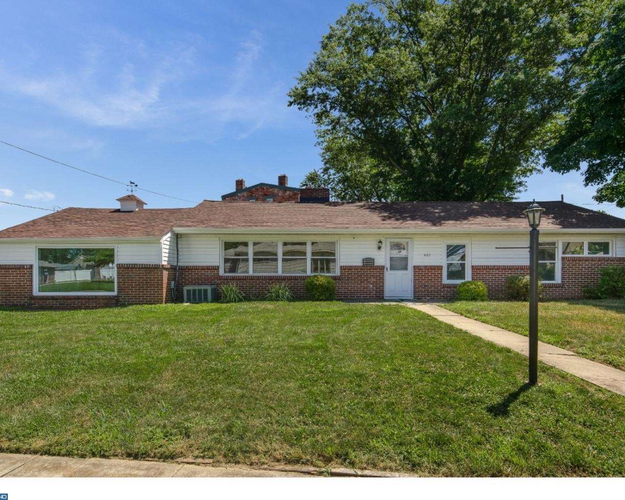 401 Highland Boulevard - Photo 1