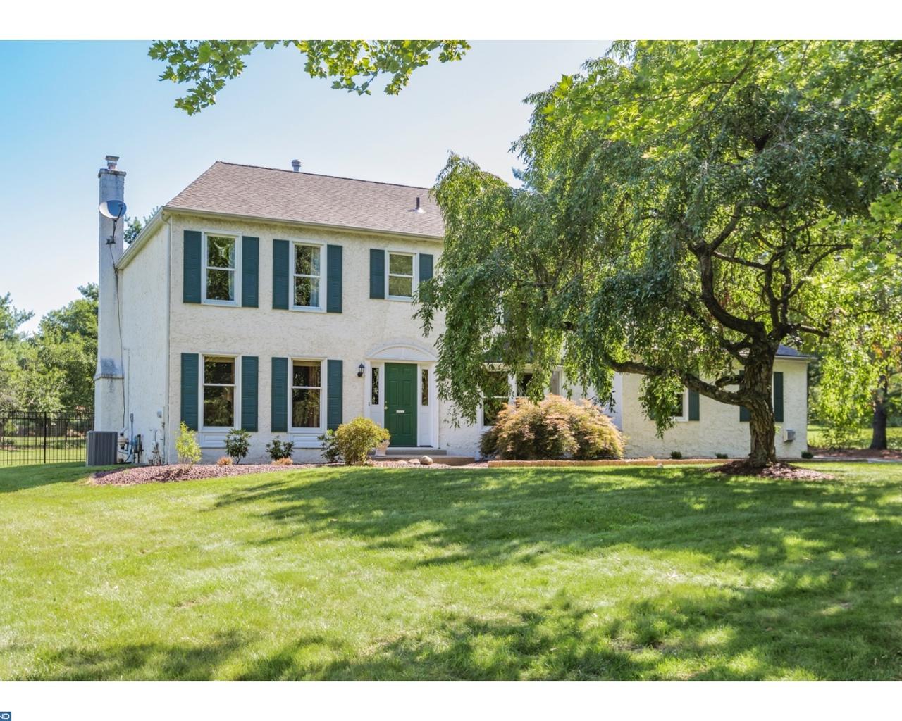 4 Hamilton Court - Photo 1