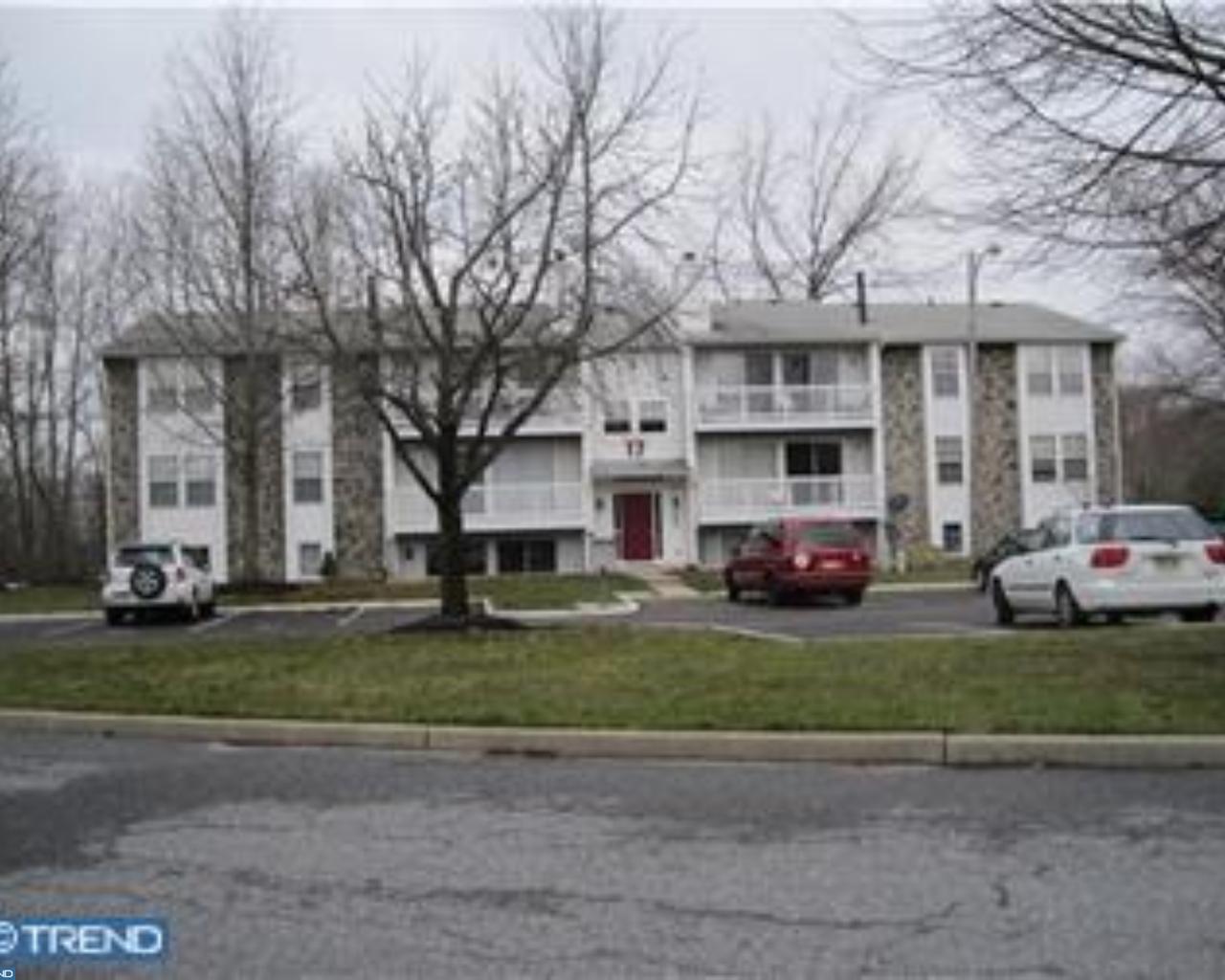 186 Kenwood Drive - Photo 1
