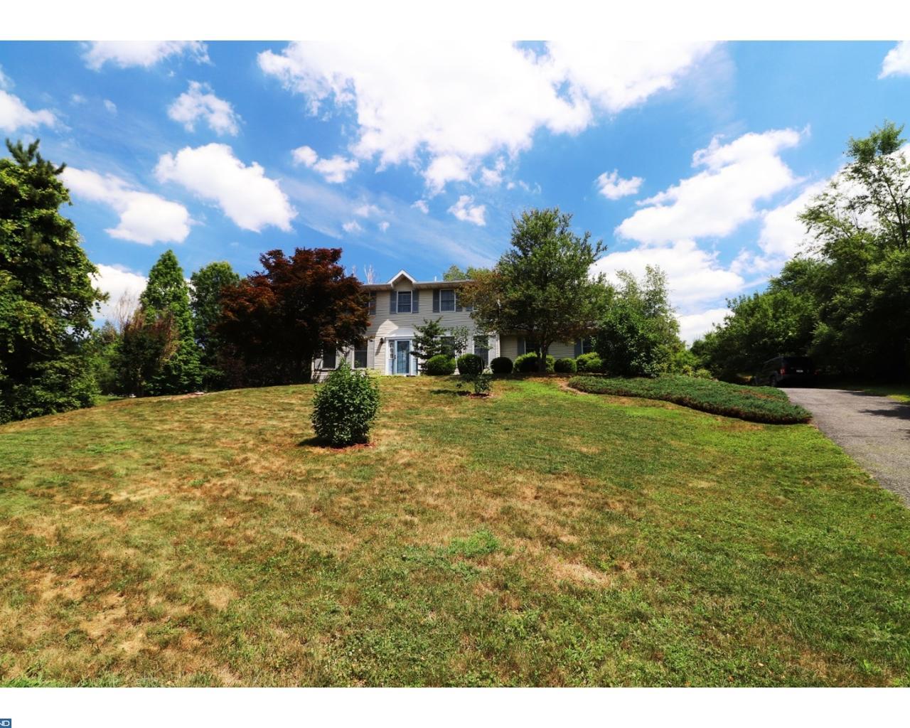 545 Hazelwood Road - Photo 1