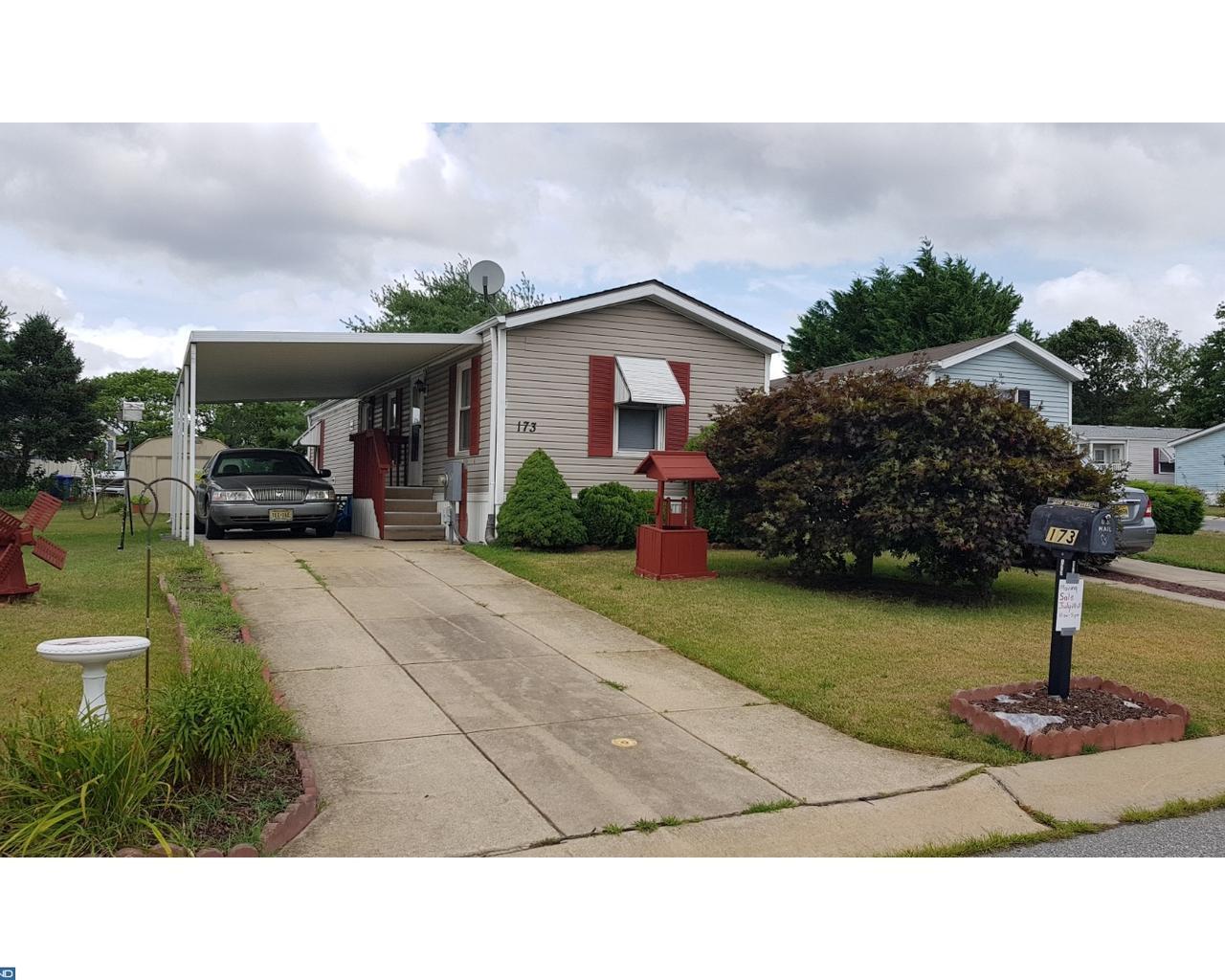 173 Robins Way - Photo 1