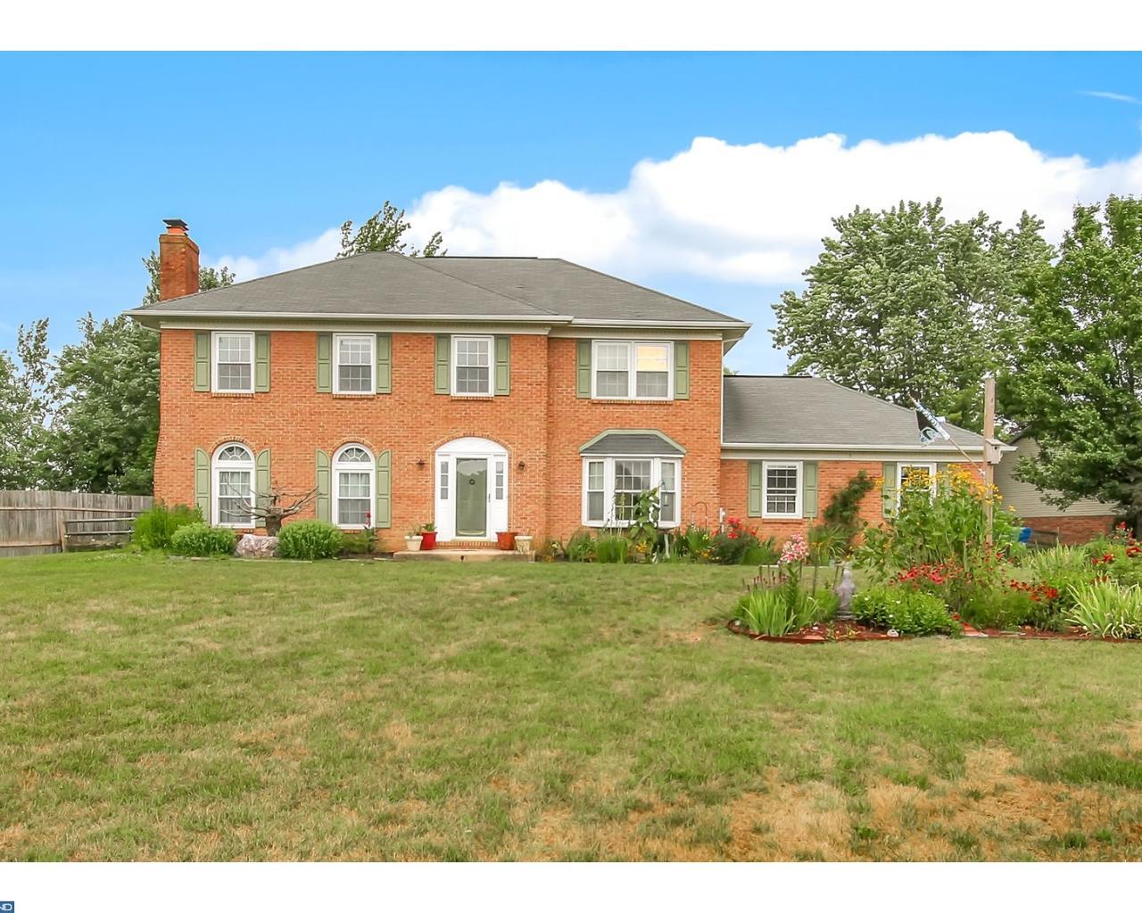 125 Michael Lane - Photo 1
