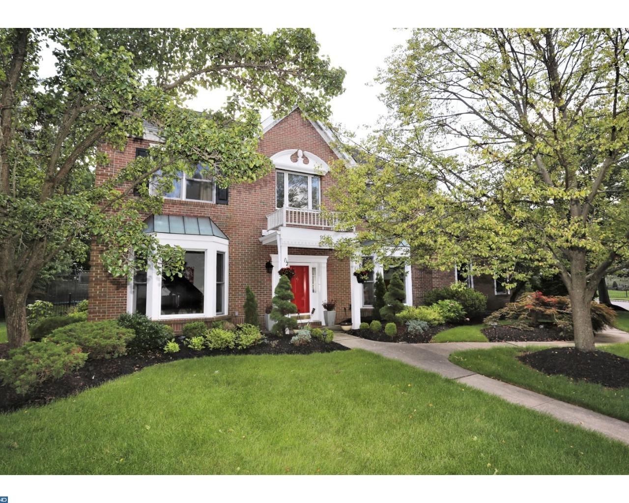 92 Providence Boulevard - Photo 1