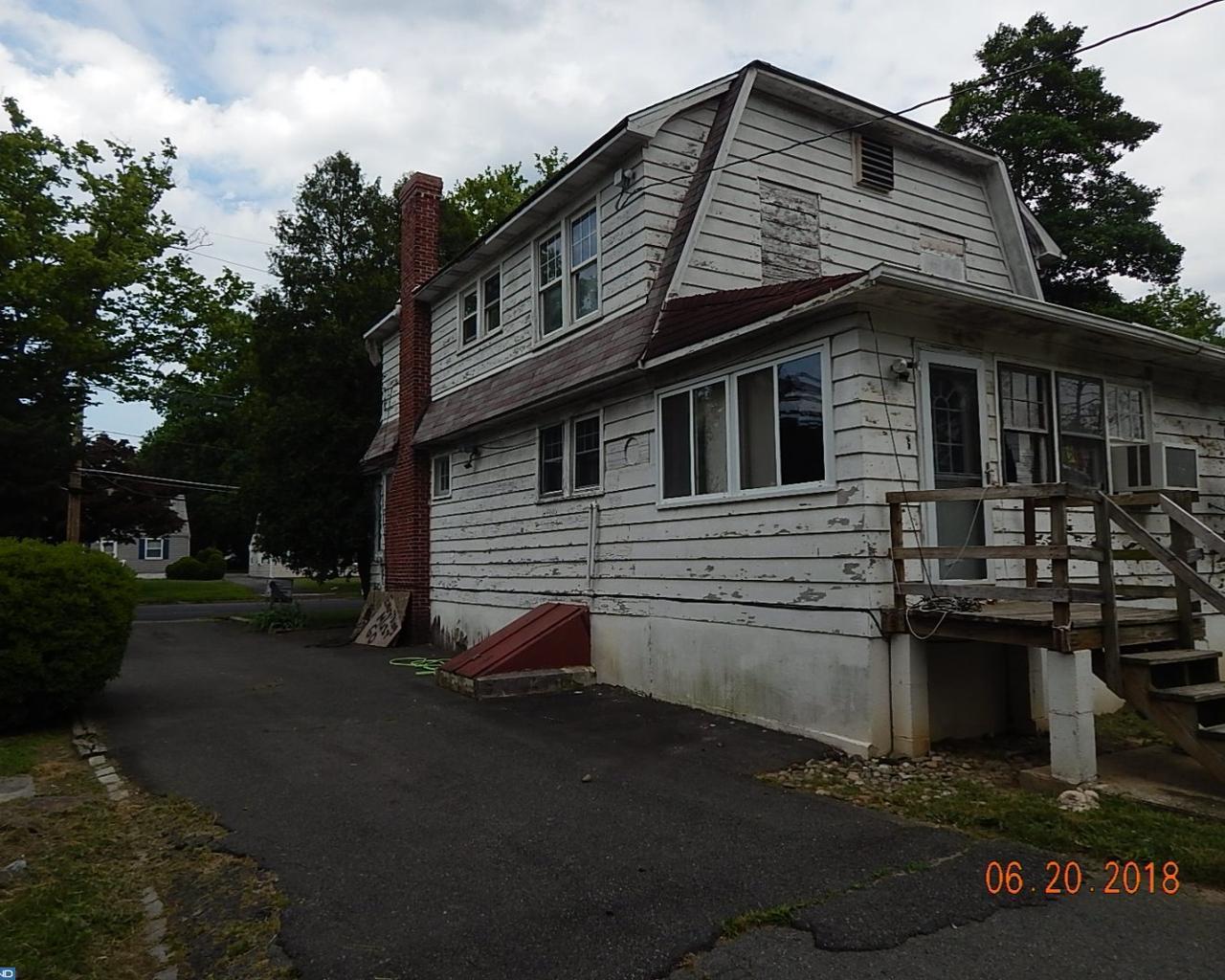 1141 Parkway Avenue - Photo 1