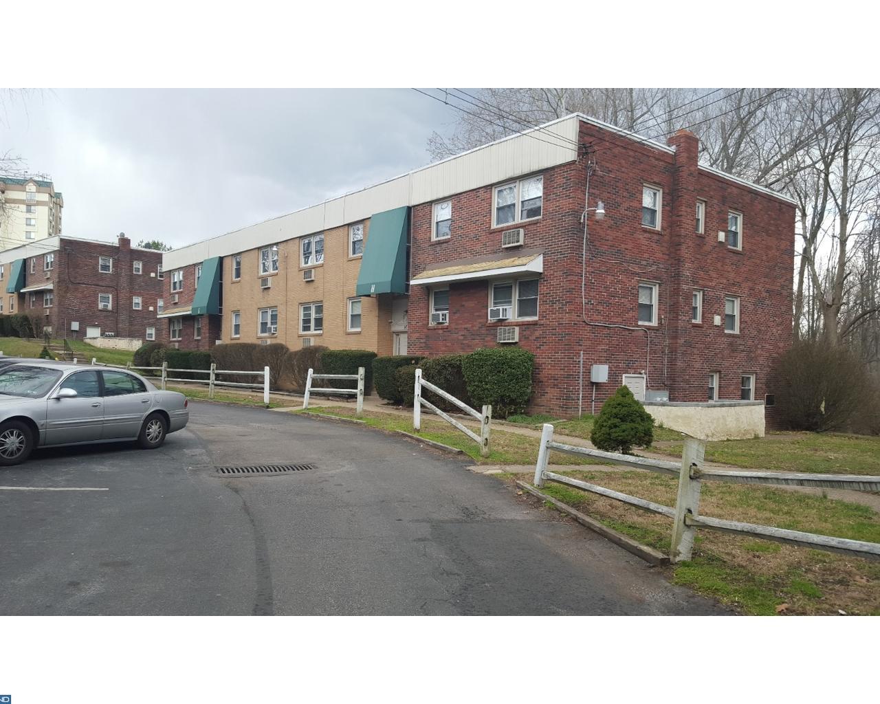 2701 Chestnut Street - Photo 1