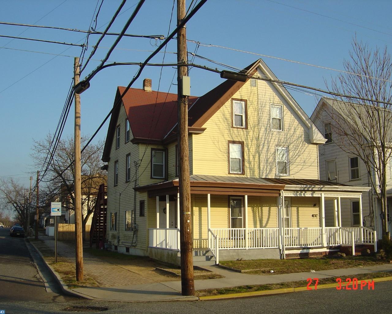 327 3RD Street - Photo 1