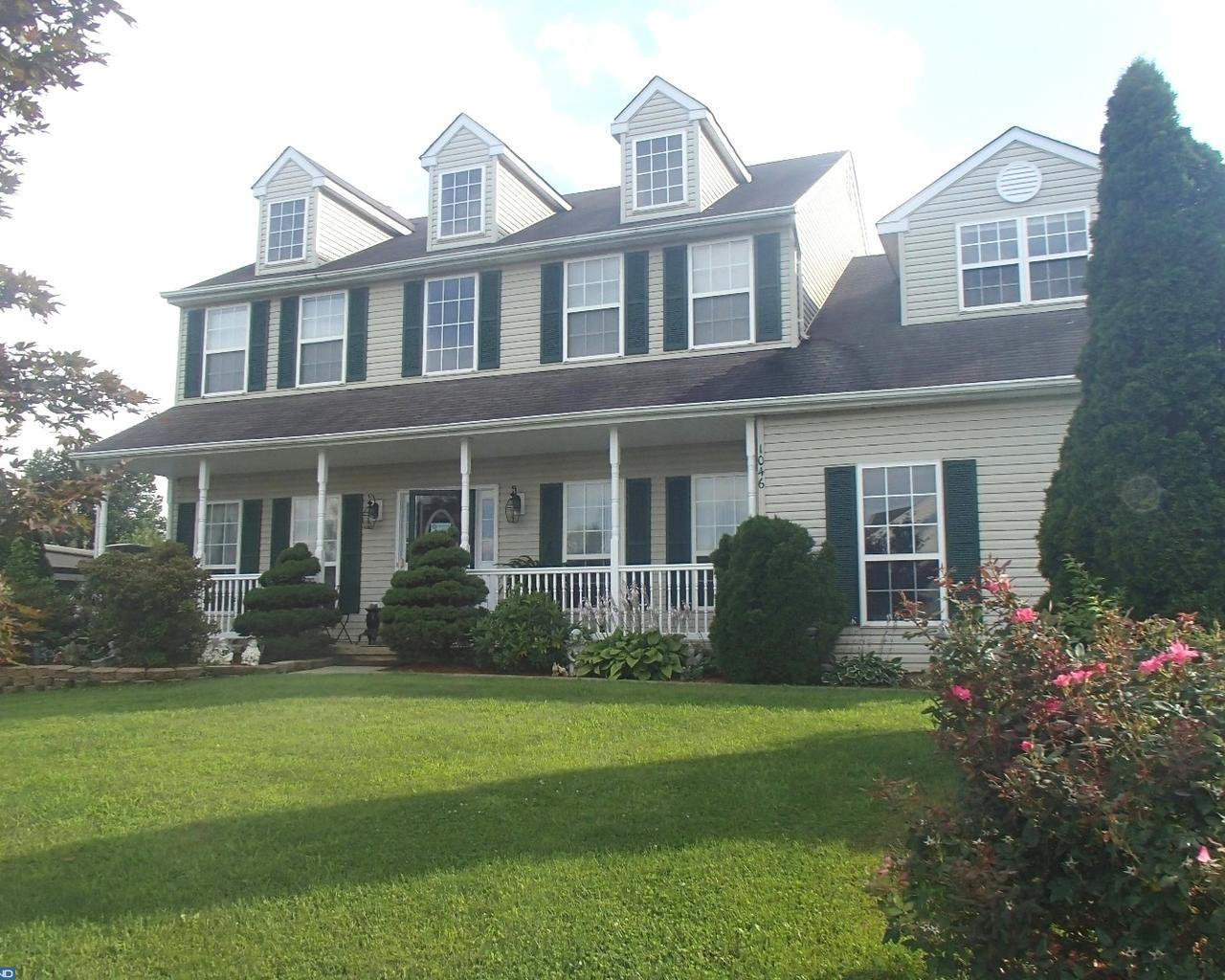 1046 Meadow Glen Road - Photo 1