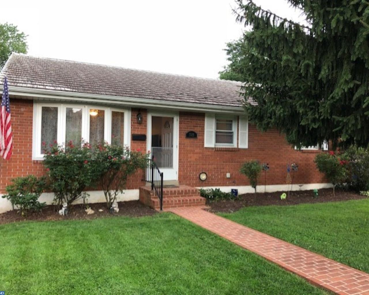 1916 Garfield Avenue - Photo 1