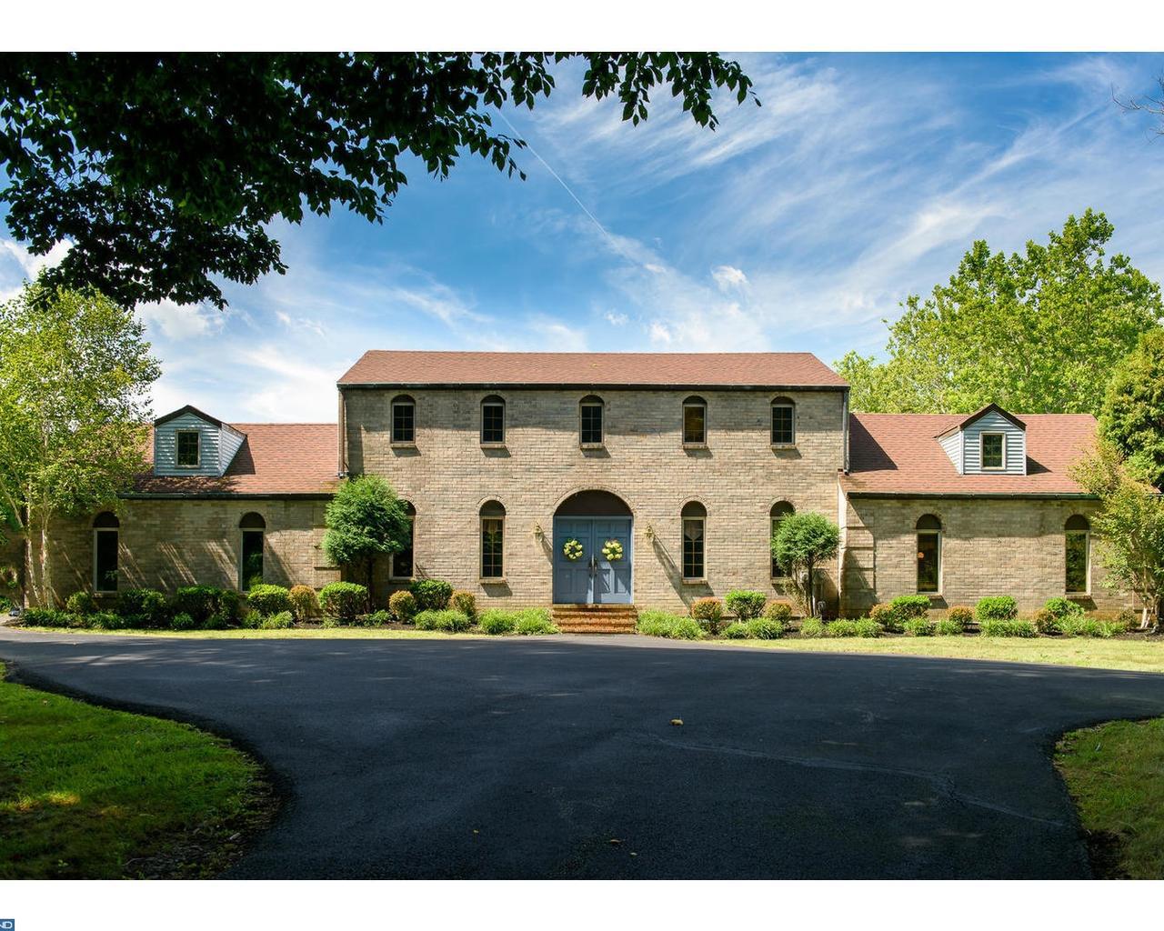 1 Horseshoe Lane - Photo 1