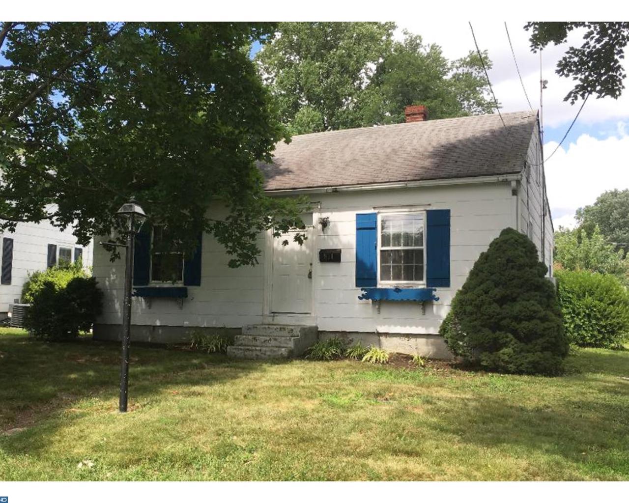 911 Aldon Road - Photo 1