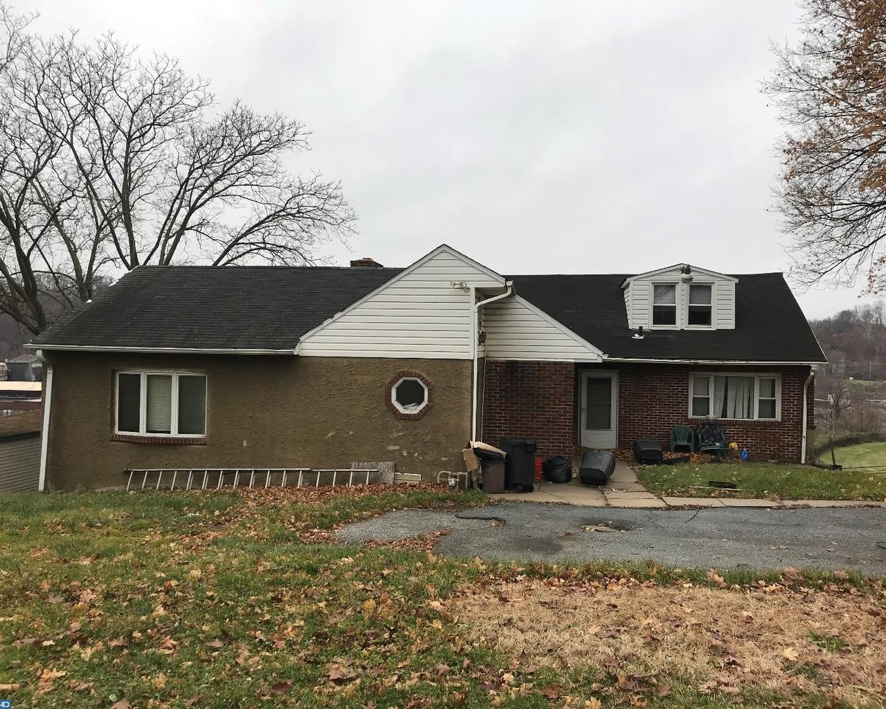 131 Modena Road - Photo 1