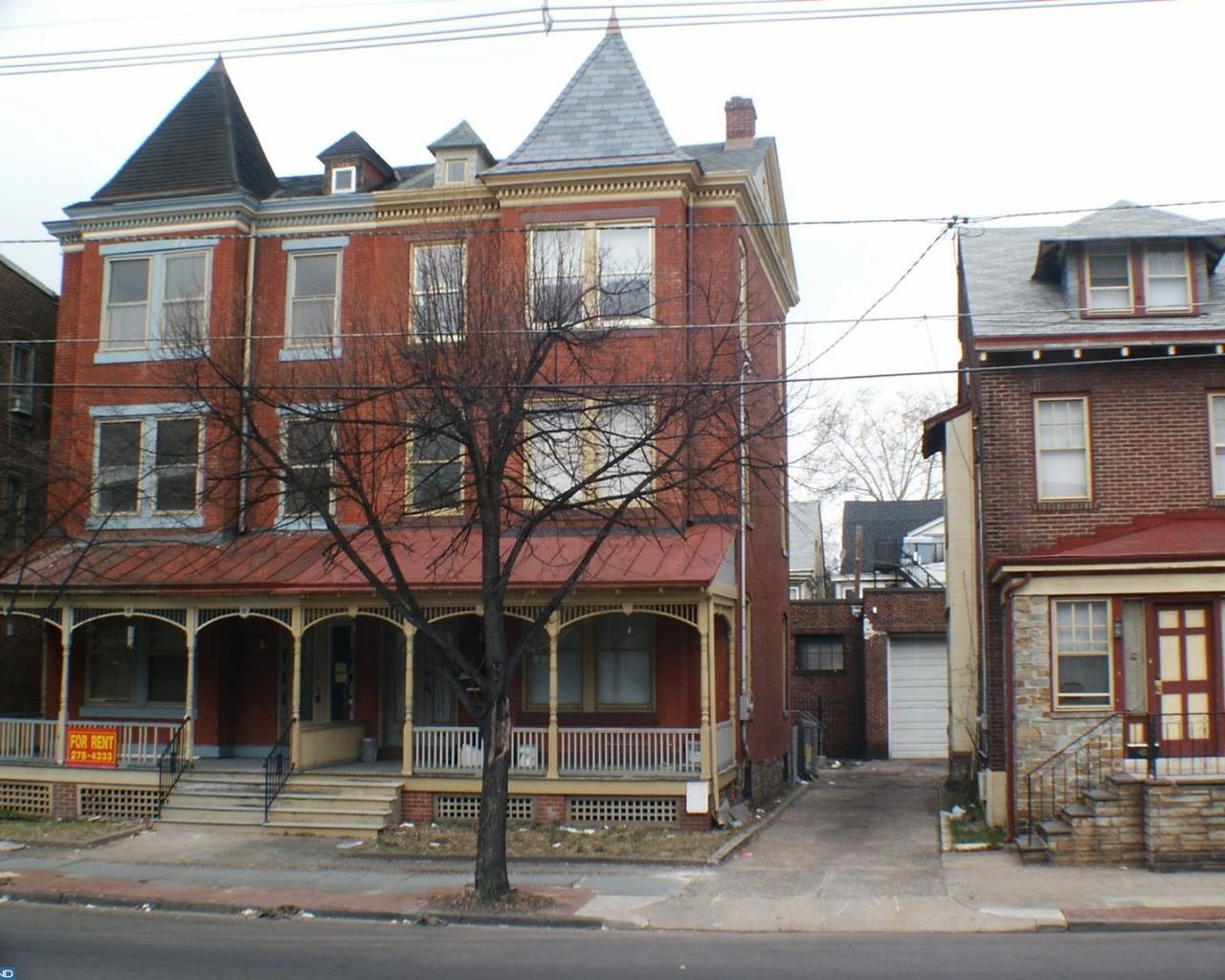 296 Hamilton Avenue - Photo 1
