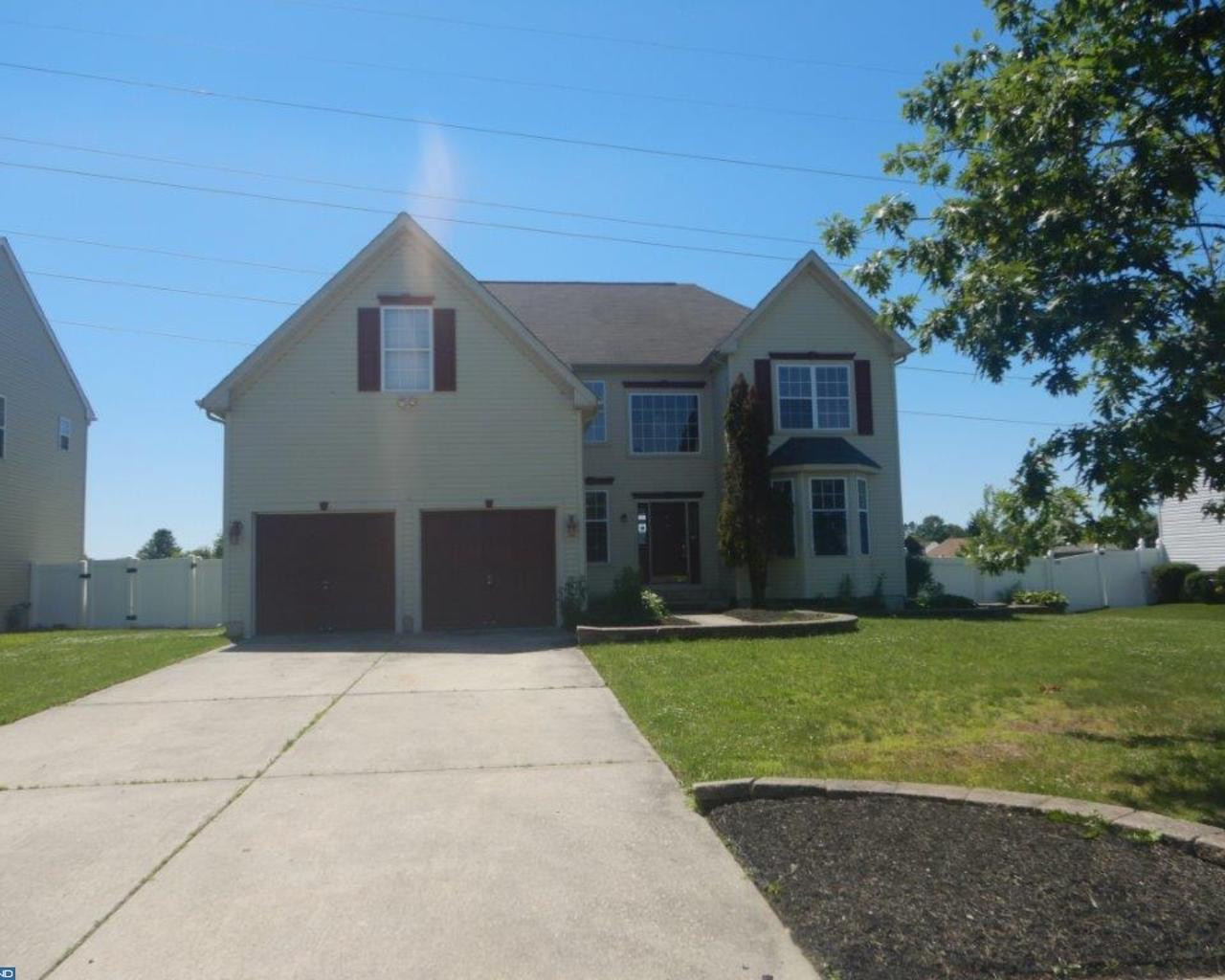 215 Stockton Boulevard - Photo 1