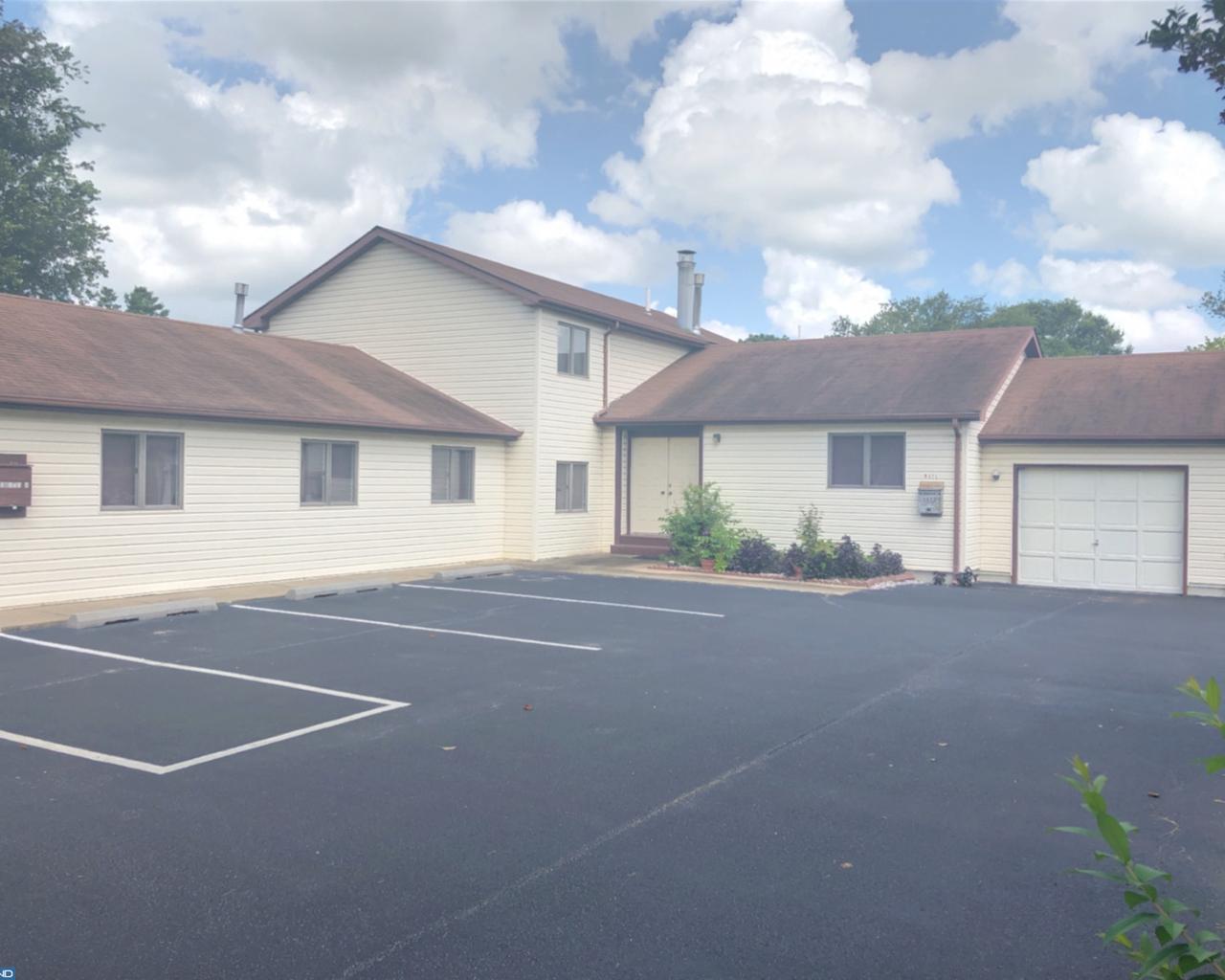 1025 Governors Avenue - Photo 1