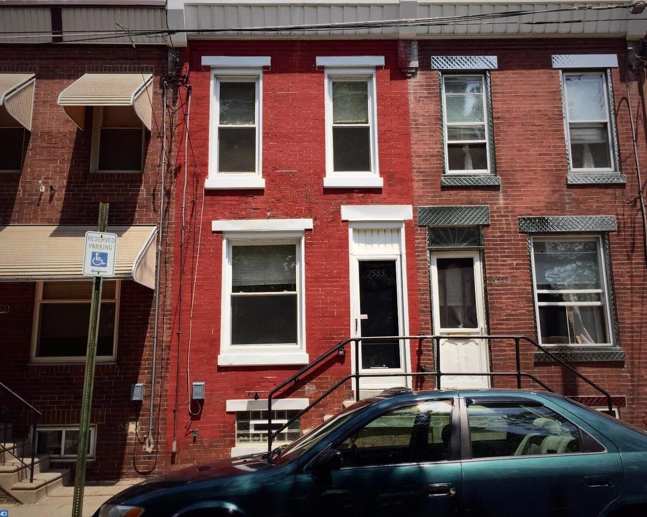 2555 Madison Street - Photo 1