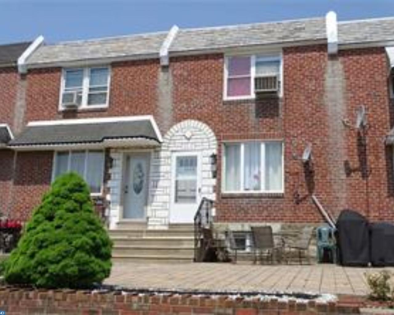 7216 Gillespie Street - Photo 1