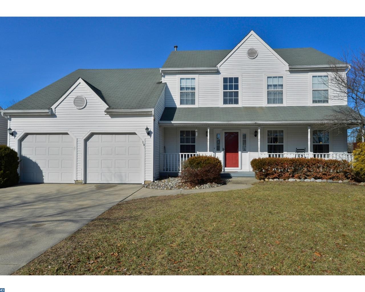 39 Pickwick Drive - Photo 1