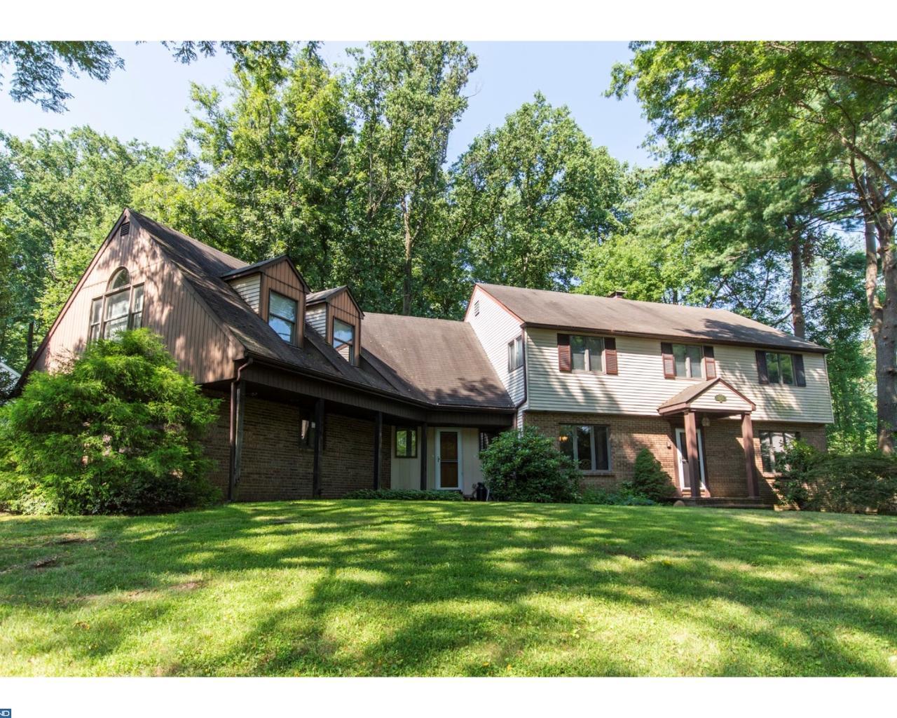 865 Dukes Drive - Photo 1