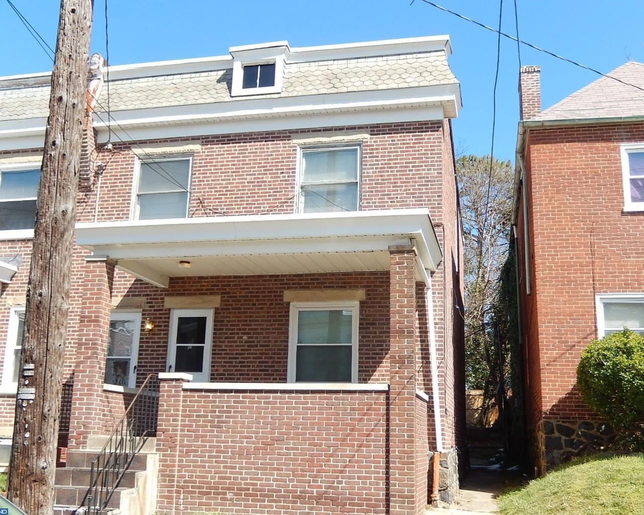 213 29TH Street - Photo 1