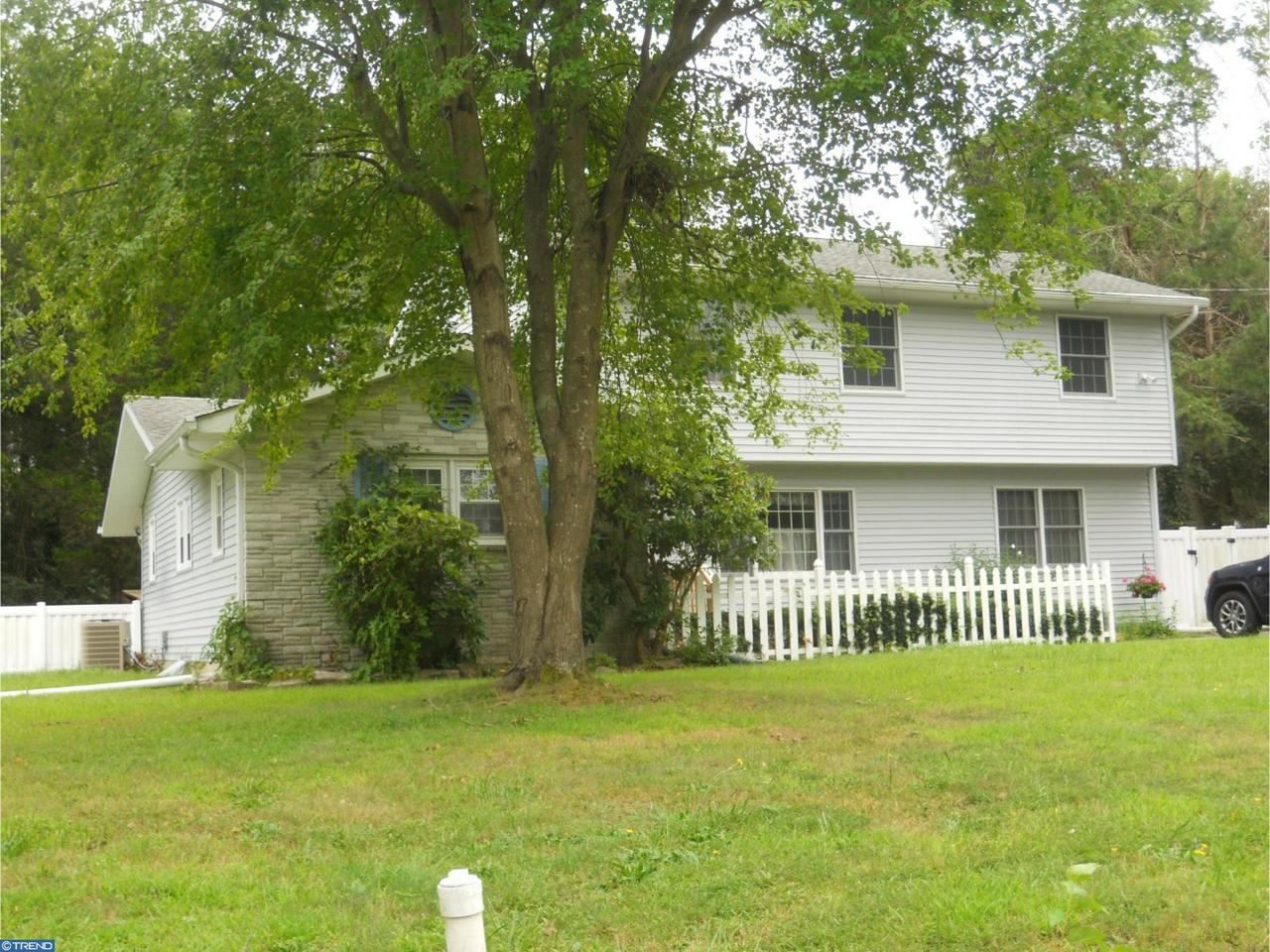 2311 Buttonwood Lane - Photo 1