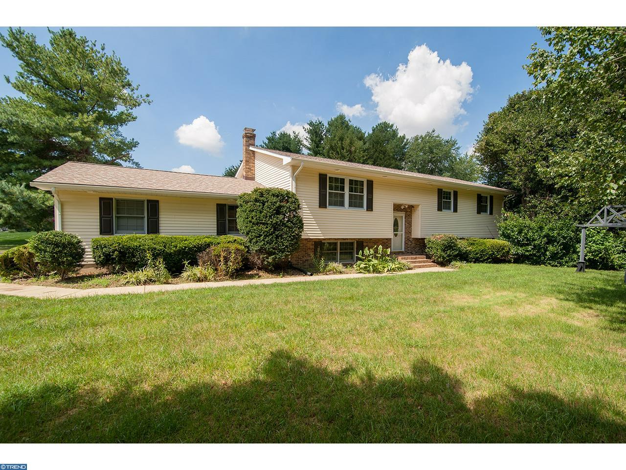 5 Howe Drive - Photo 1