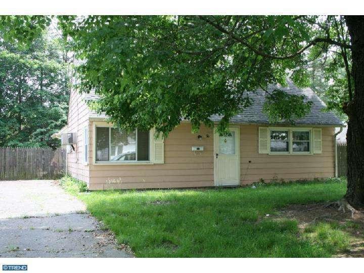 56 Dunmore Avenue - Photo 1