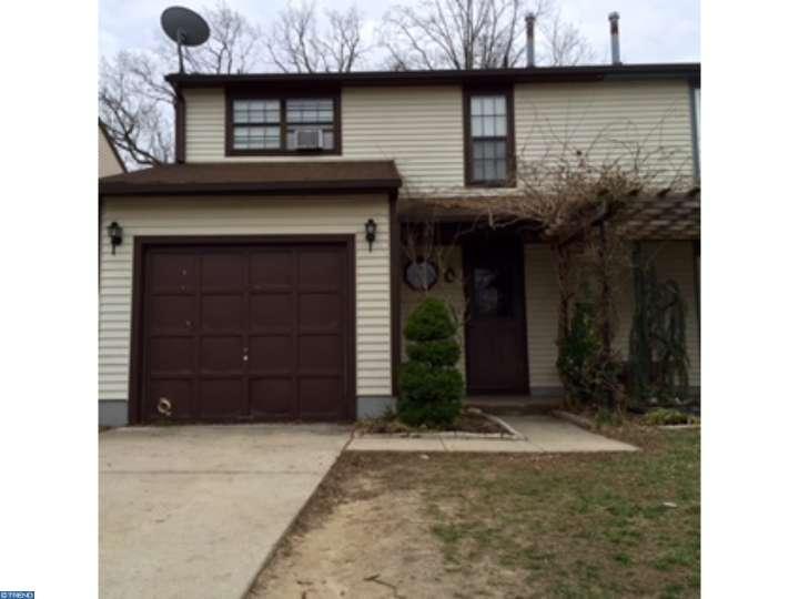 84 Fomalhaut Avenue - Photo 1