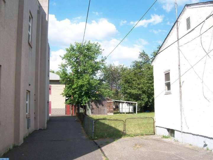 8 Alden Avenue - Photo 1