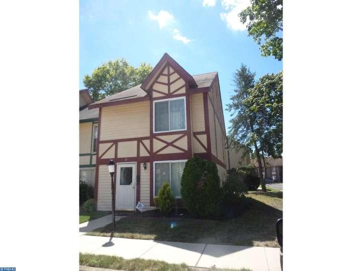 26 Chelsea Circle - Photo 1