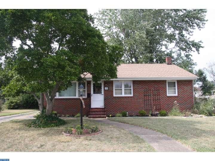 25 Troy Avenue - Photo 1