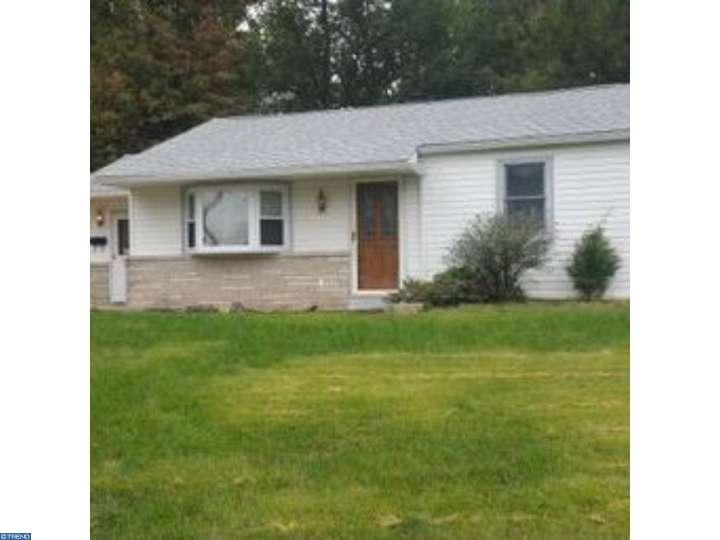 46 Oak Avenue - Photo 1