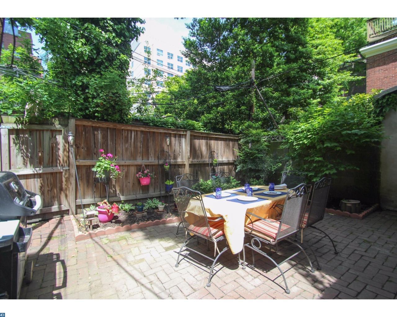 1625 Spruce Street - Photo 1