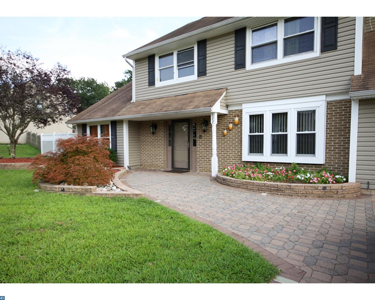 122 Franklin Drive - Photo 1